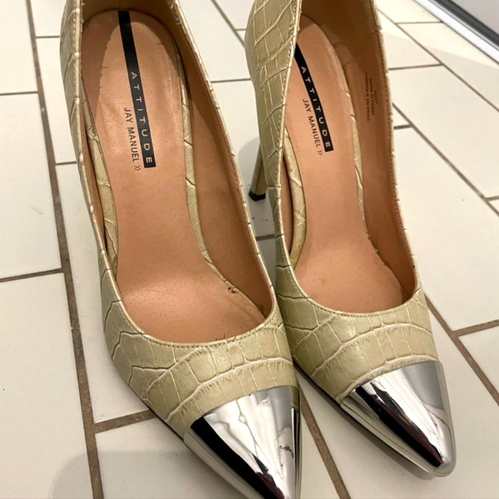 3” heels.  Off white colour, Jay Manuel